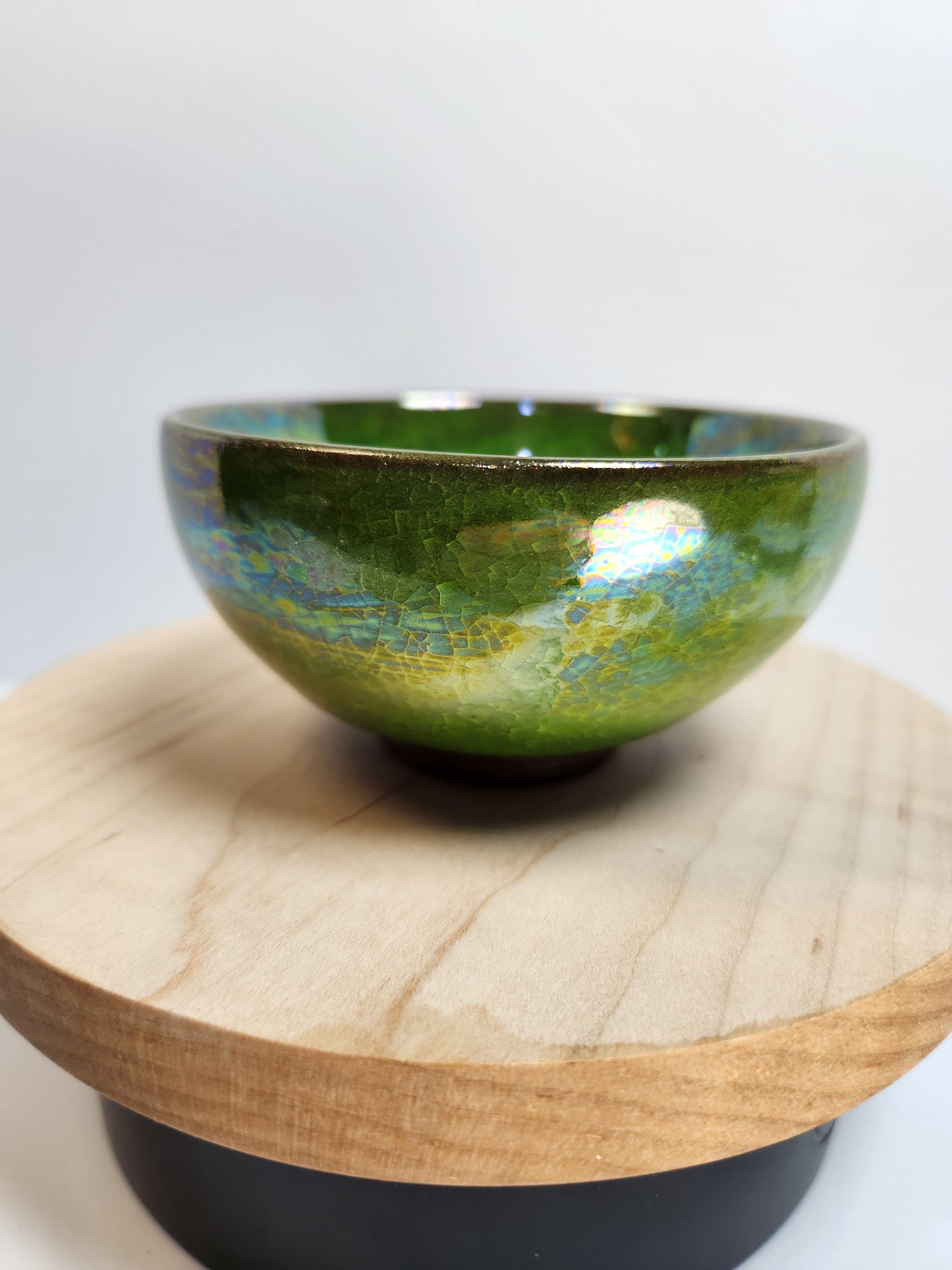 Emerald Crackle Display Tea Cup