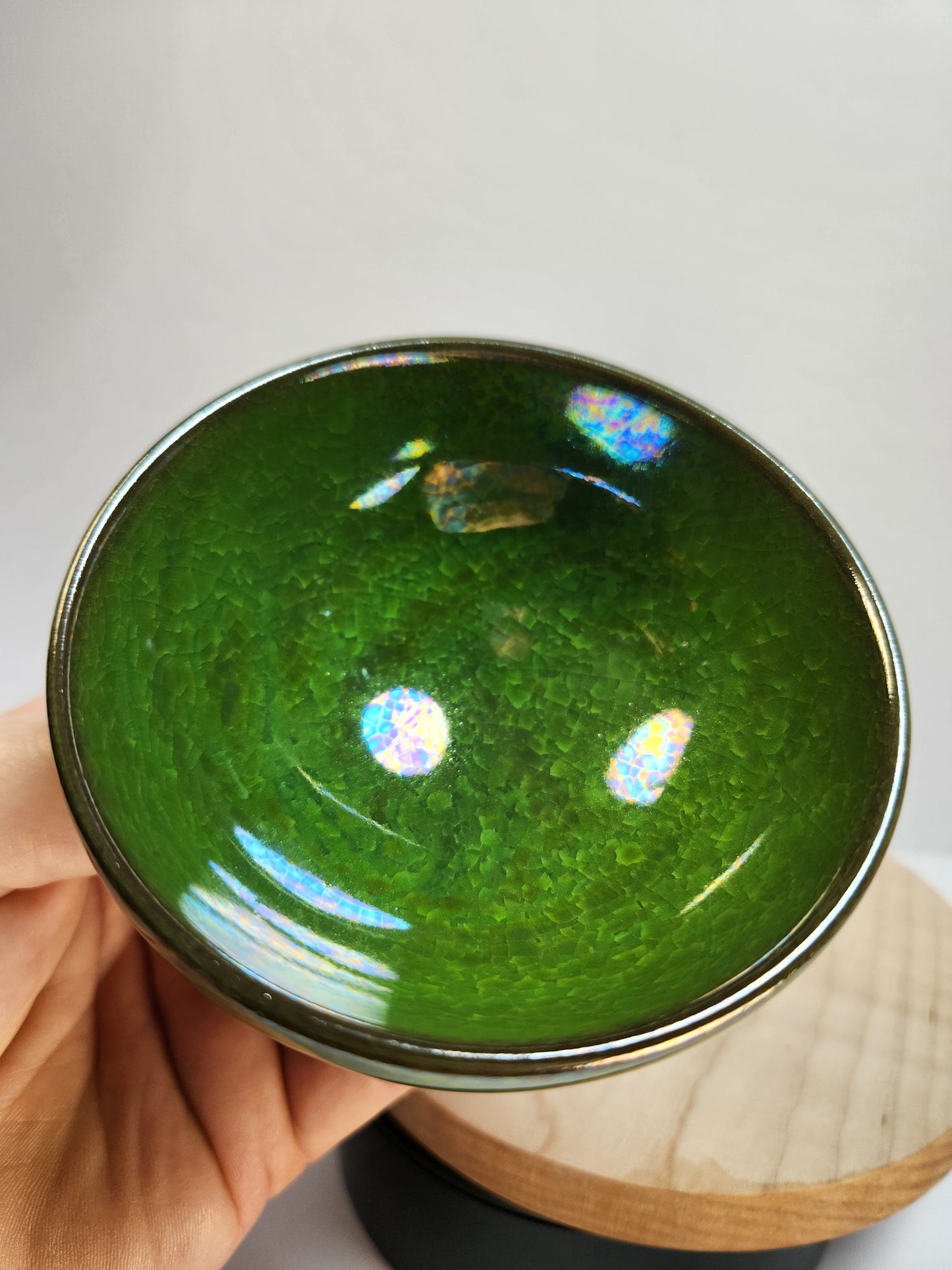 Emerald Crackle Display Tea Cup