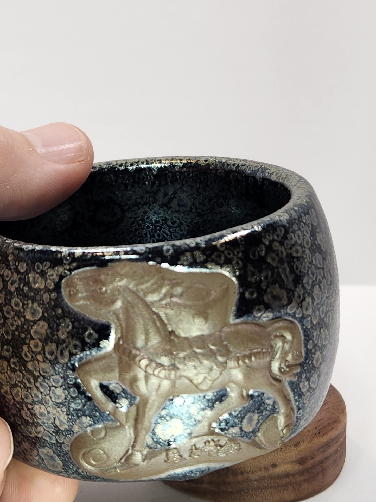 Black Oil Drop Jian Zhan Tea Cup Embossed 3D Horse