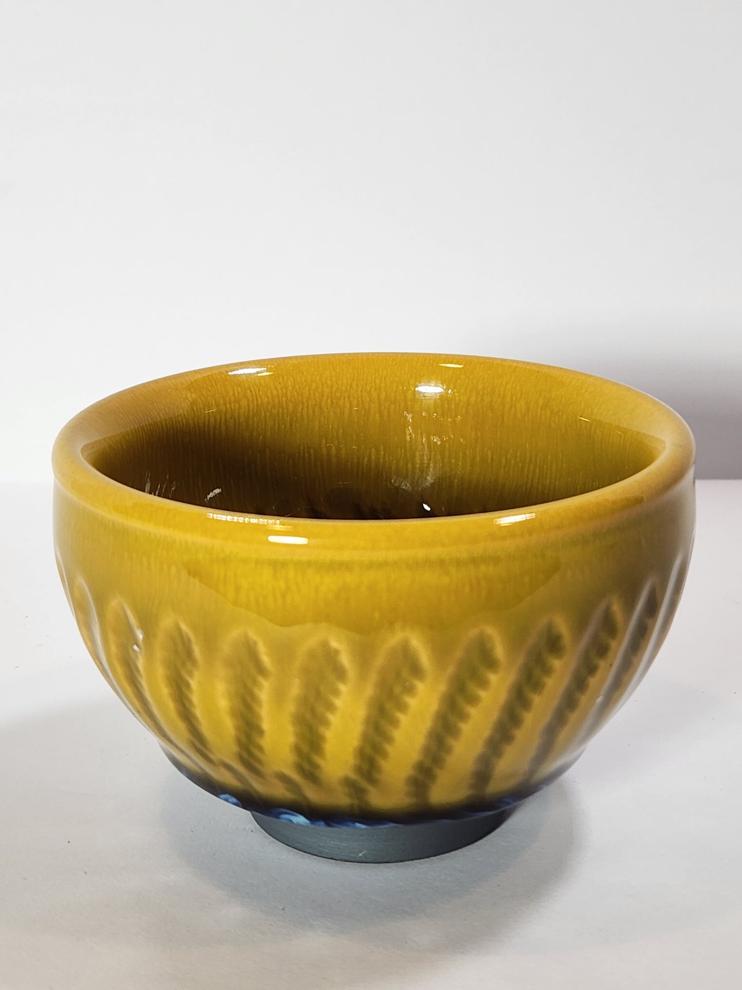 Golden Yellow Jian Zhan Tea Cup Jumping Daggar Blue highlight