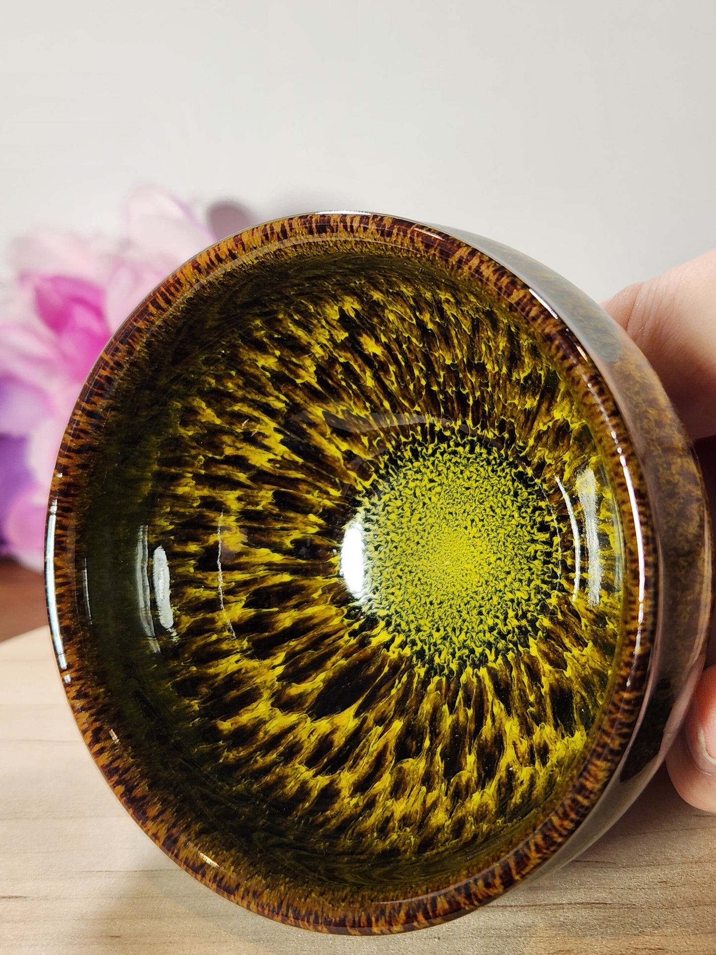 "Dragons Eye" Jian Zhan Tea Cup Amazing Yellow Green pattern