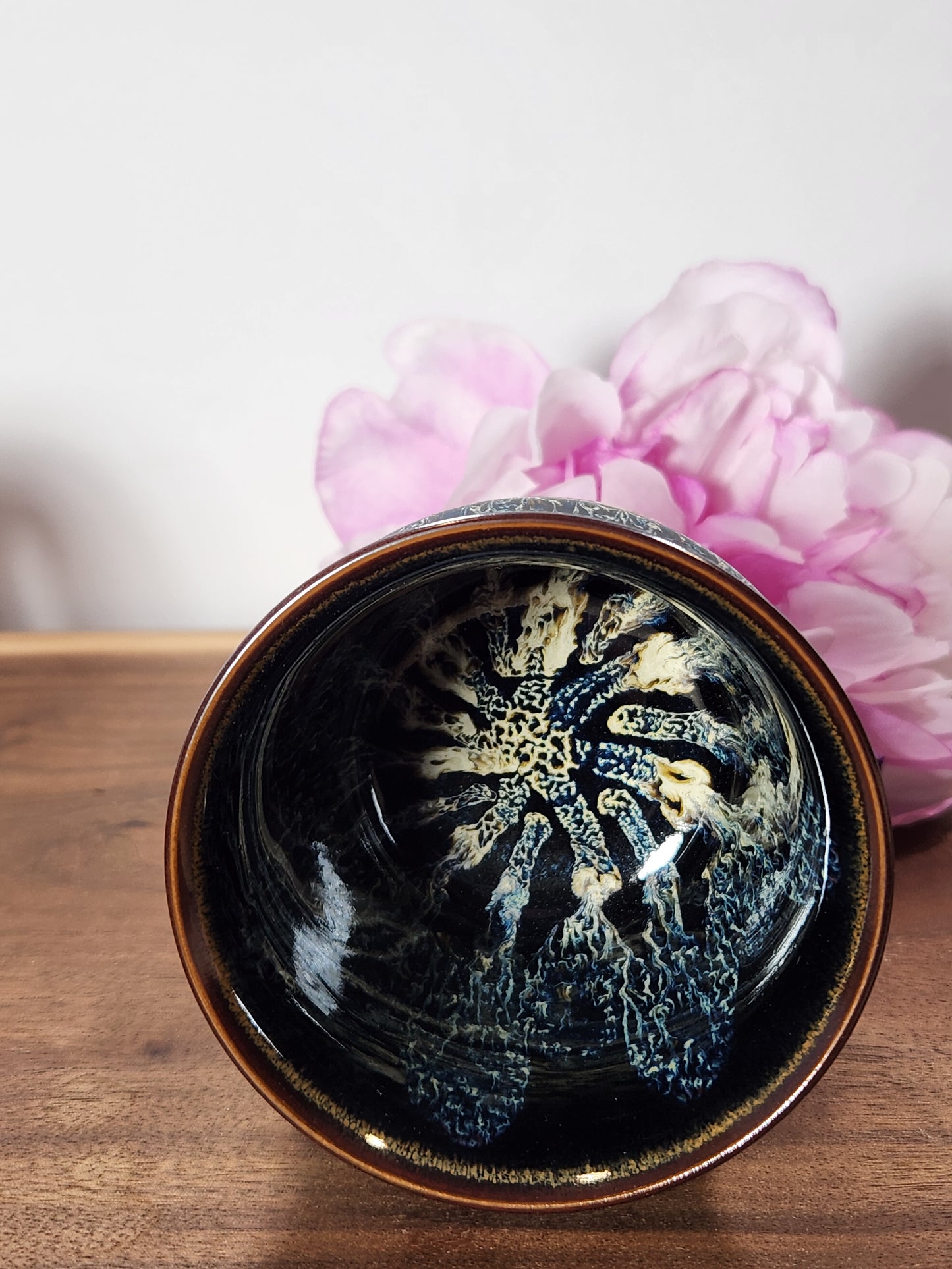 Black and cream bamboo Jian Zhan Tea Cup striking glaze pattern collector cup
