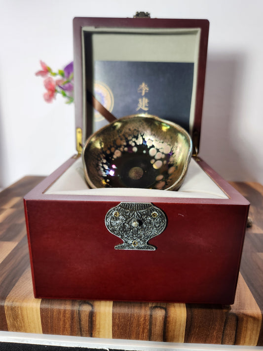 Golden Oil Drop Flower-Shaped Jian Zhan Master Cup with Box and Certificate