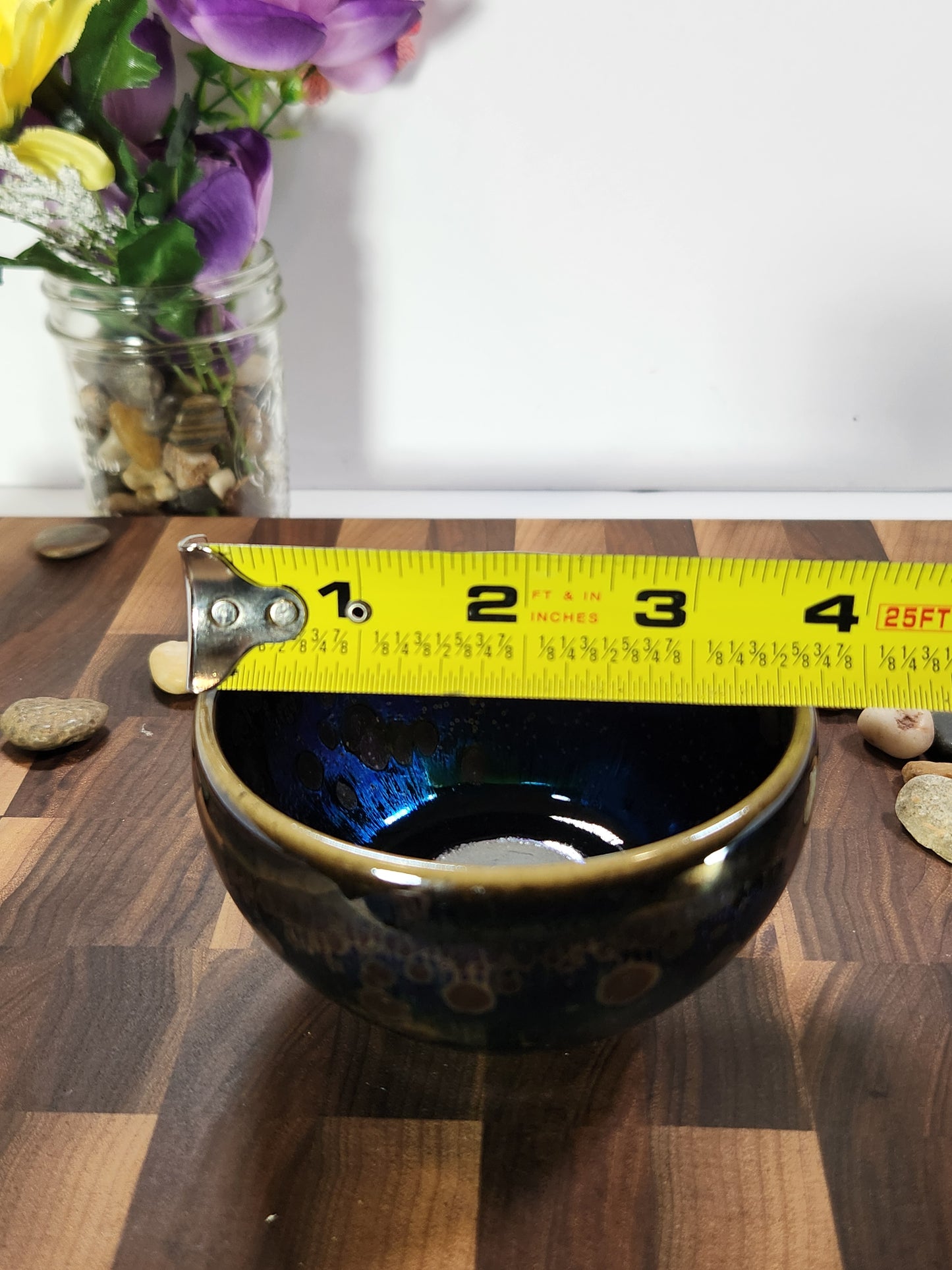 Iridescent Purple Oil-Drop Tea Bowl with Carved Dragon