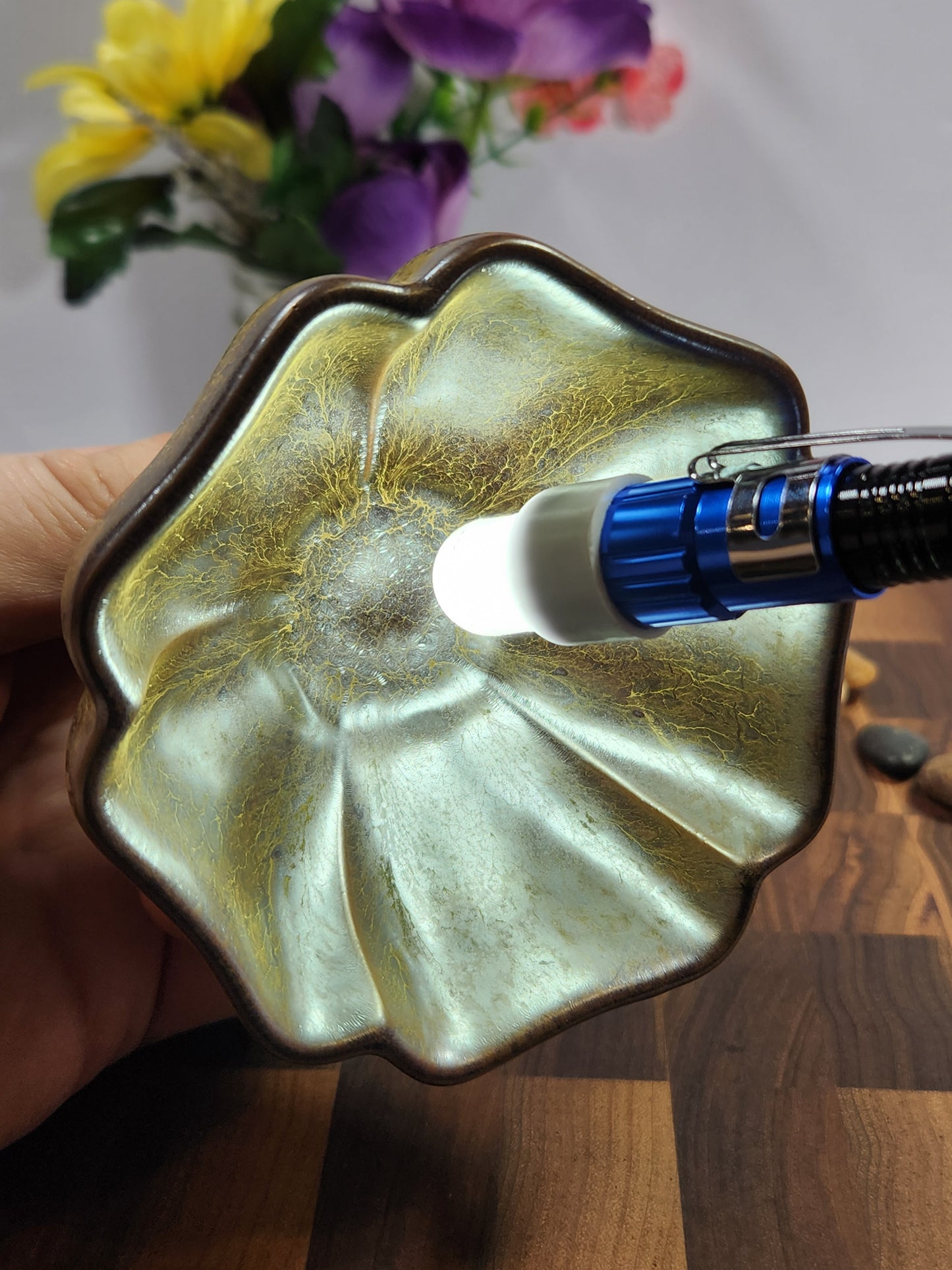 Master Lian Hong Da Silver Vein Flower-Shaped Cup