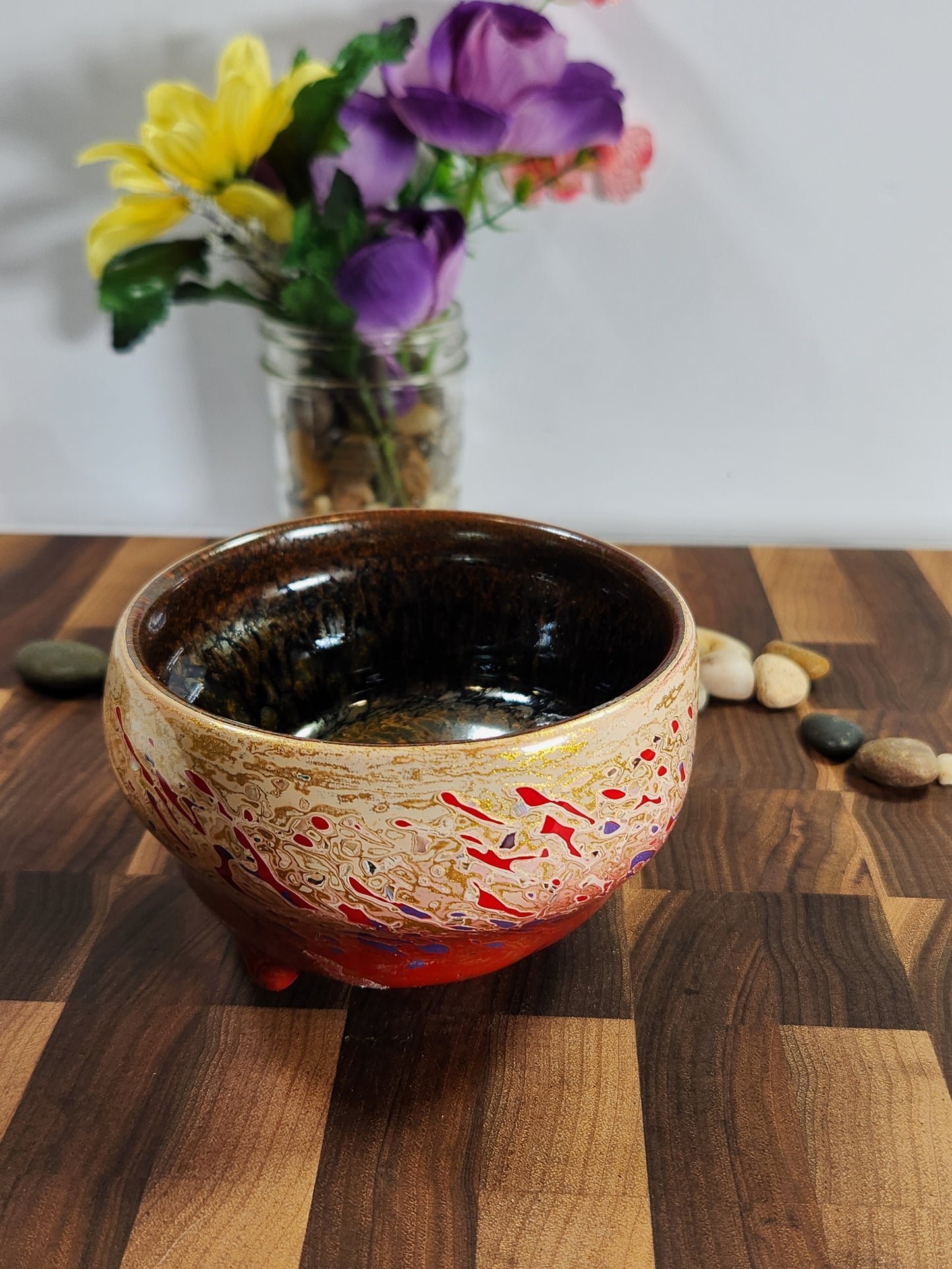 Daqi Sleeping Dragon Tea Bowl – Vermilion, Gold & Purple