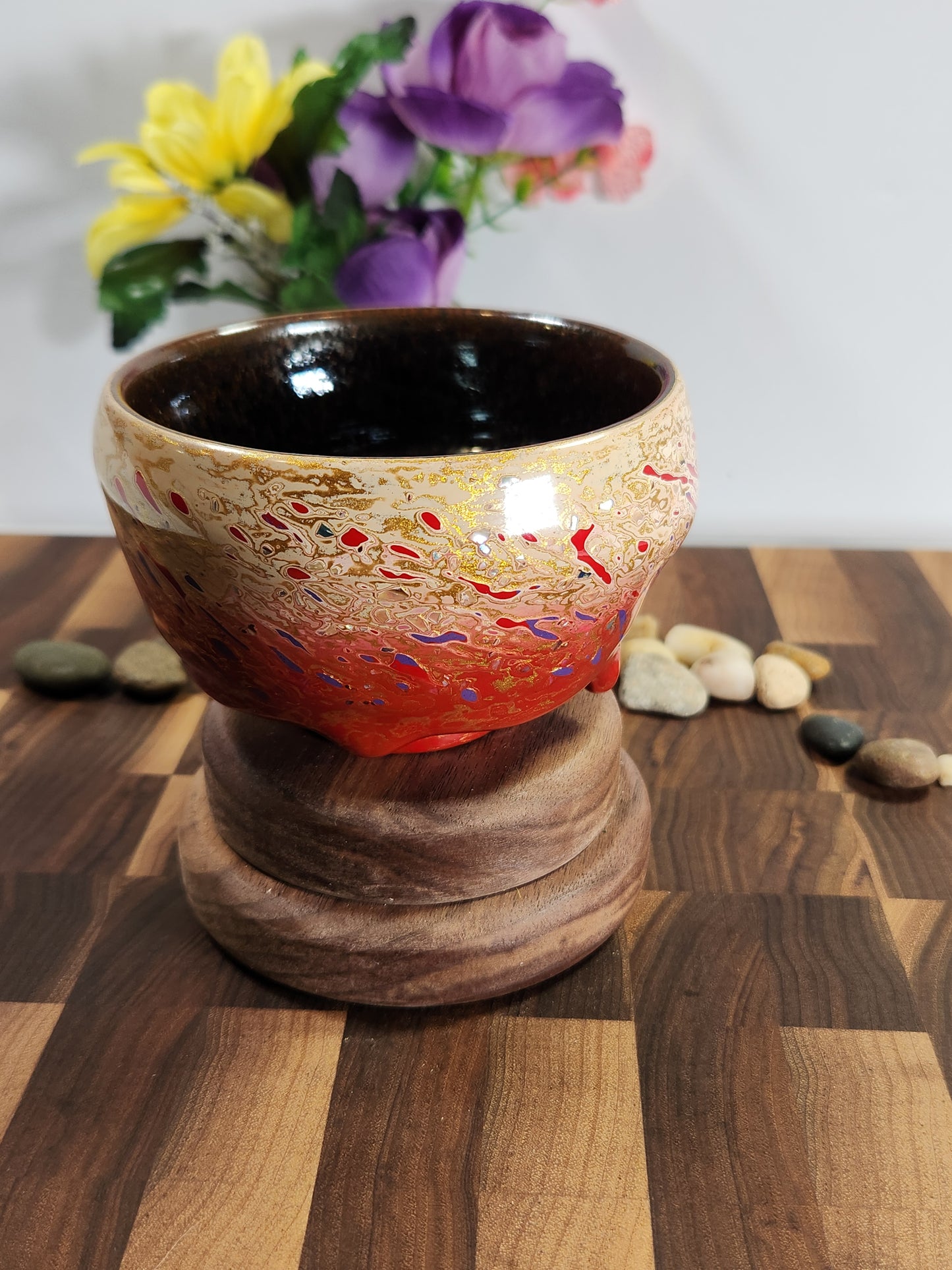Daqi Sleeping Dragon Tea Bowl – Vermilion, Gold & Purple