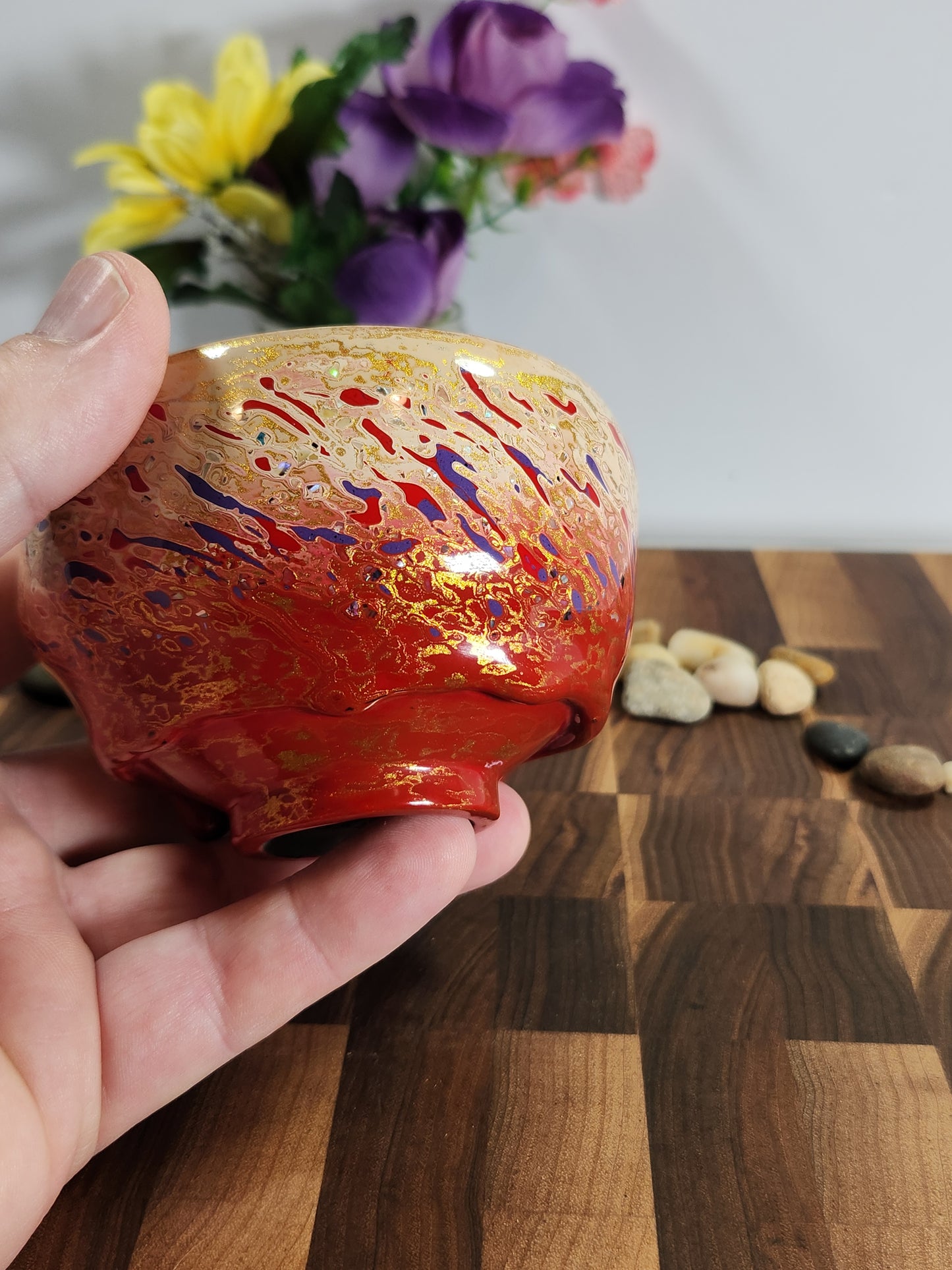 Daqi Sleeping Dragon Tea Bowl – Vermilion, Gold & Purple