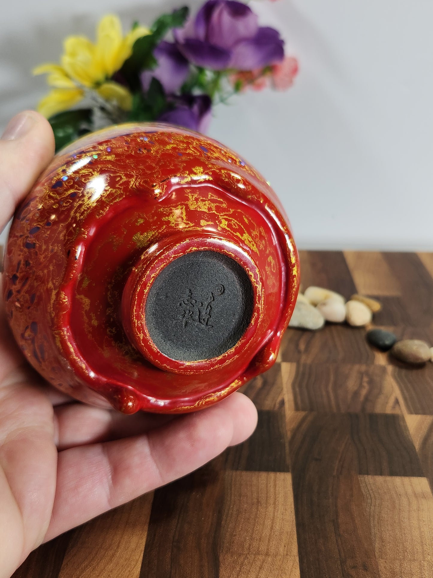 Daqi Sleeping Dragon Tea Bowl – Vermilion, Gold & Purple